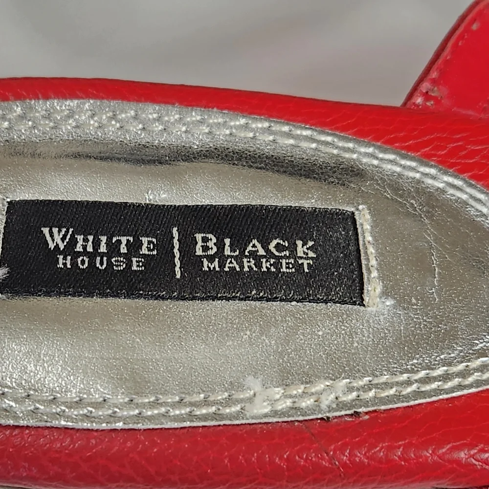 WHBM Red Leather Heavy Chain Accent Wedge Thong Sandals Size 10M